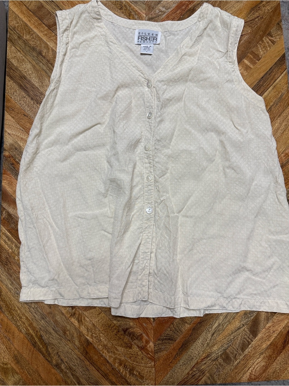 100% Silk Eileen Fisher Cream Button-Front Sleeveless Blouse Size 1 Small